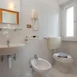 Elia Hotel