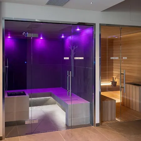 Elia Hotel 3*
